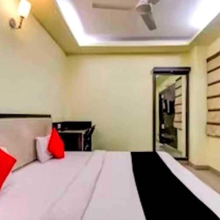 Collection O Hotel Kashi Inn 瓦拉纳西 外观 照片
