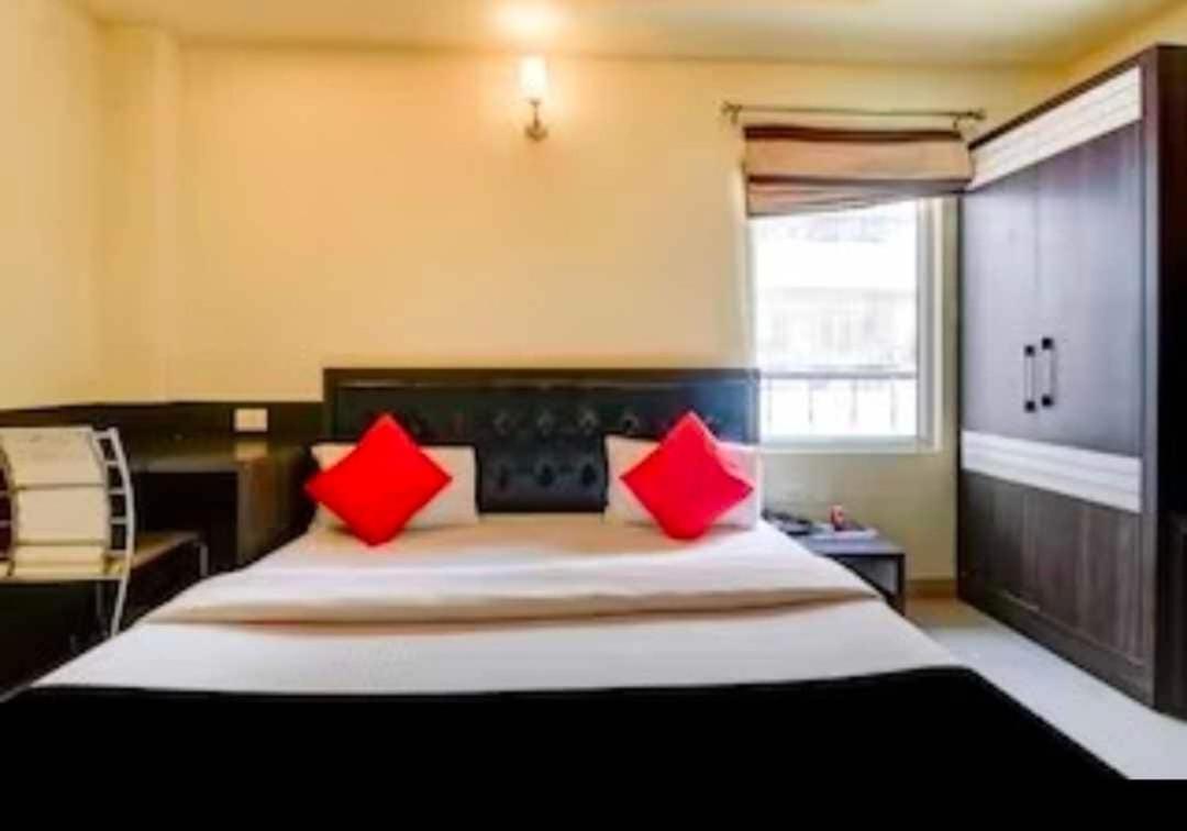 Collection O Hotel Kashi Inn 瓦拉纳西 外观 照片